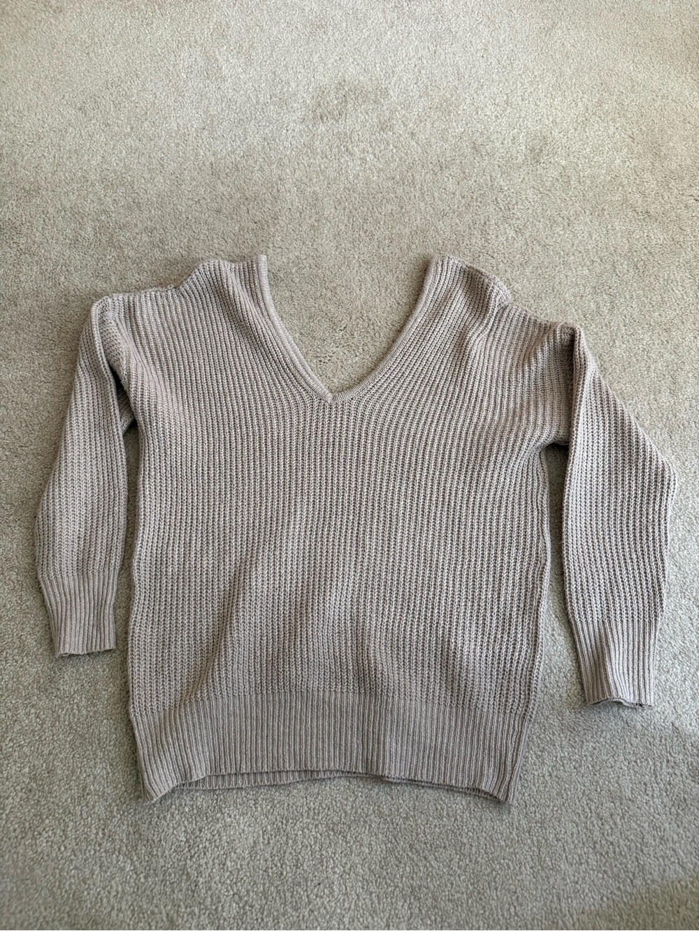 V-Neck Ribbed Knit Sweater - Light Taupe